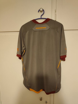 Roma Italy football jersey, size M, authentic