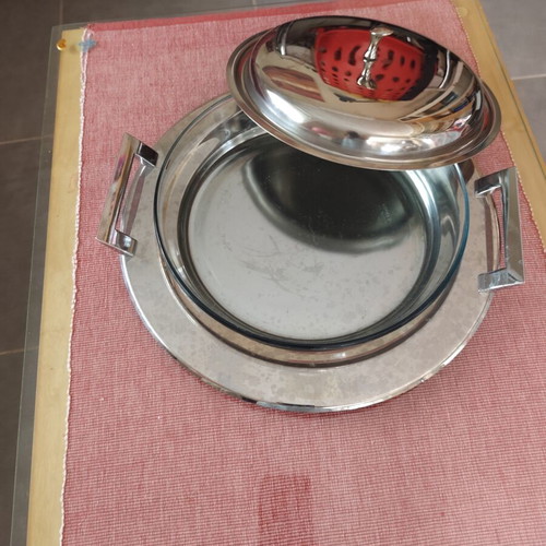 Serving tray with Pyrex, like new