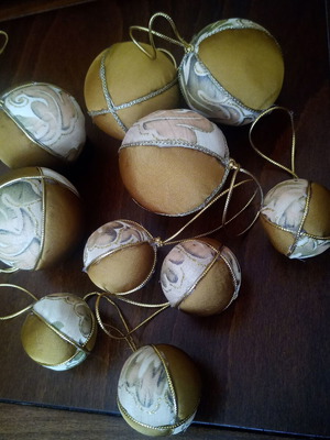 Set of 10 handmade Christmas balls in baroque design like new
