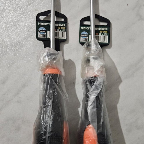 Pros Kit screwdrivers set of 2, new, 2 × 150