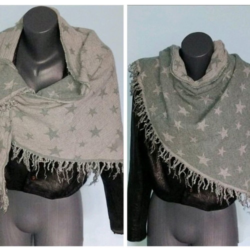 Triangular angora scarf used, double-sided in green