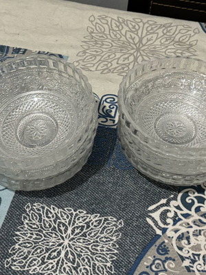 Bowl set used for ice cream or dessert