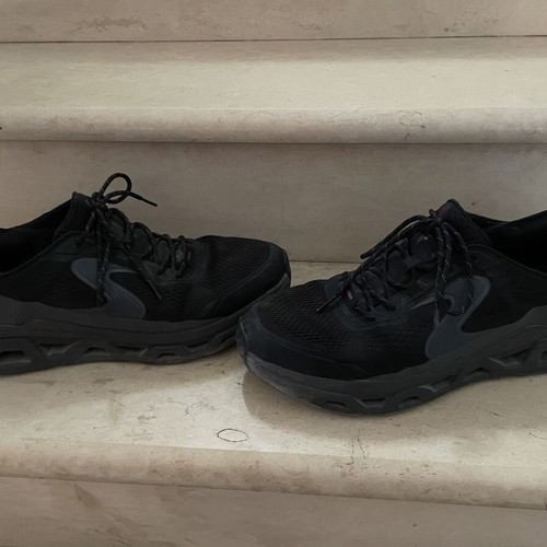 Skechers athletic shoes like new, size 46, black and gray