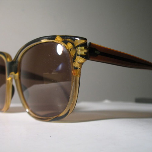 Vintage 70's no name sunglasses