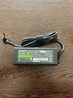 Sony Laptop Charger ADP-90TH B 19.5V 4.7A 90W new with power cable