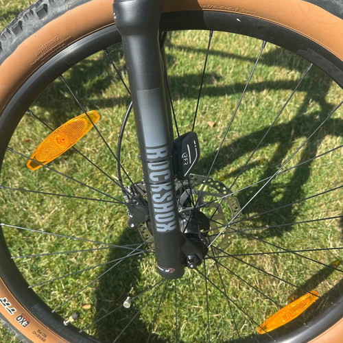 Trek Merlin 8 mountain bike like new with Shimano brakes and SRAM drivetrain