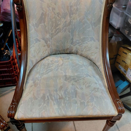 Swan living room chairs like new, set of 2 with carved wood and fabric