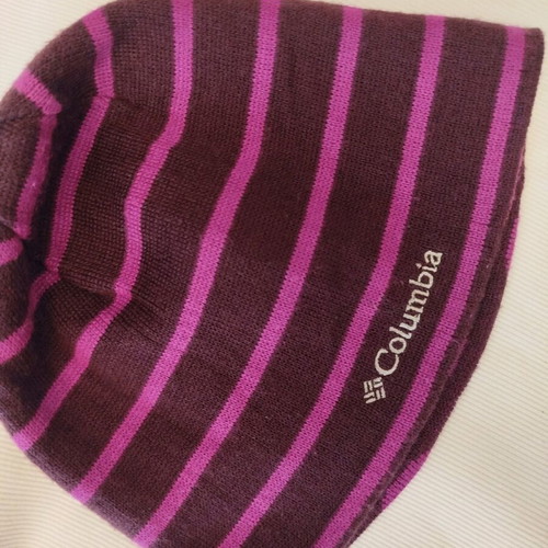 Columbia kids' hat 5-8 years like new, purple
