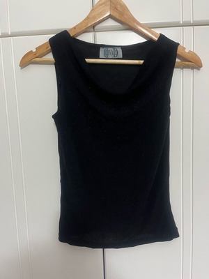 Black shiny brass blouse like new, size XS