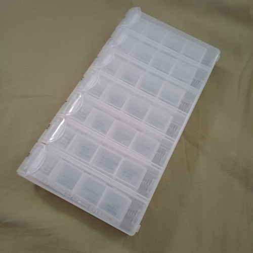 Large pill organizer box with compartments