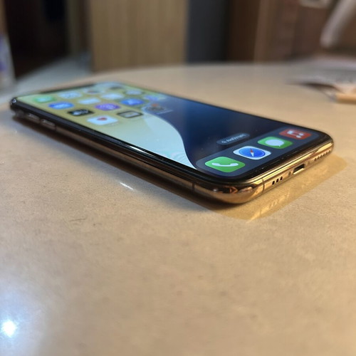 Apple iPhone XS 64GB Gold used, fully functional