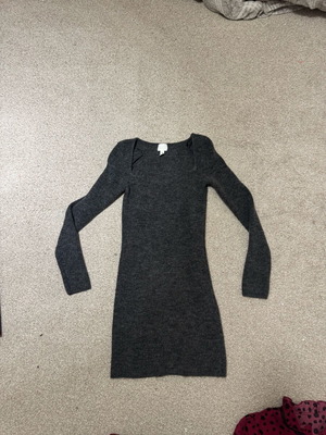 H&M dress gray like new, unworn size S