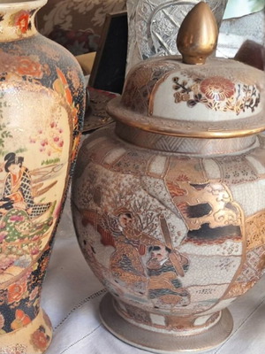 Satsuma handmade vases used, very good condition