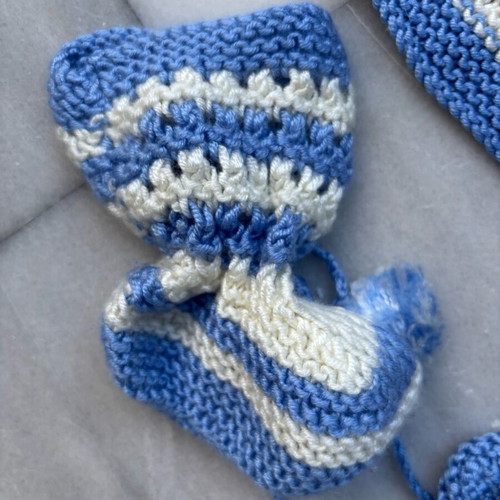 Handmade knitted baby cardigan set 1-2 years with booties