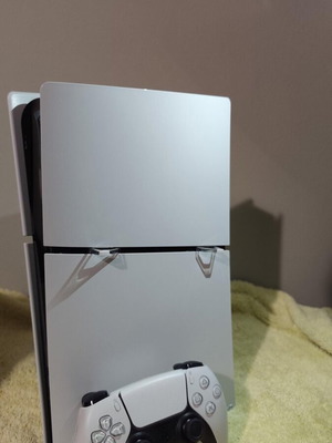 Sony PlayStation 5 Slim Digital 1TB σαν καινούργιο