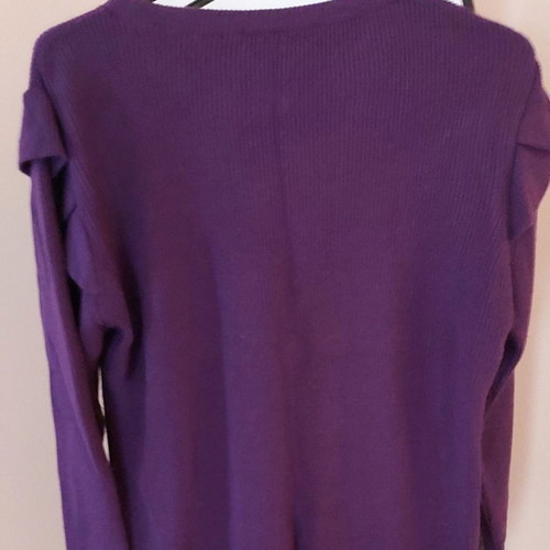 Doretta purple pullover with ruffles new
