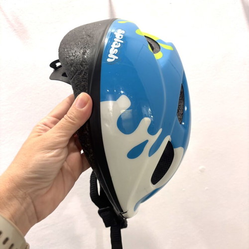 Children's helmet used