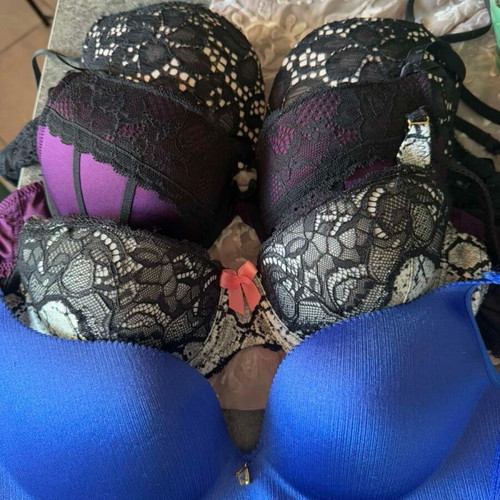 H&M bras used, pack of 4 size 75b