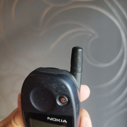 Nokia 5110 phone like new with battery