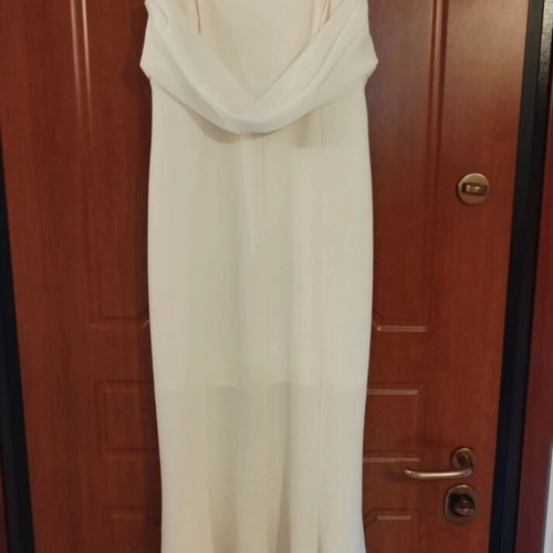 Wedding dress, cream color, long elegant with decorative ring straps