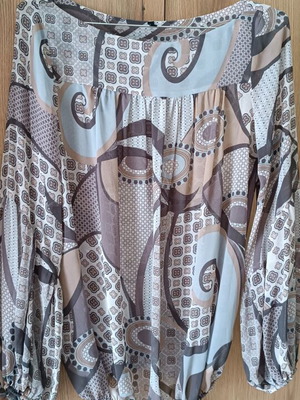 Benetton printed blouse like new, semi-transparent, pastel shades