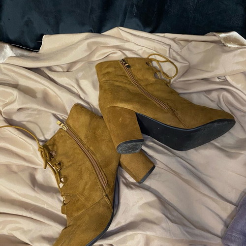 Suede women's ankle boots used, brown beige, size 41