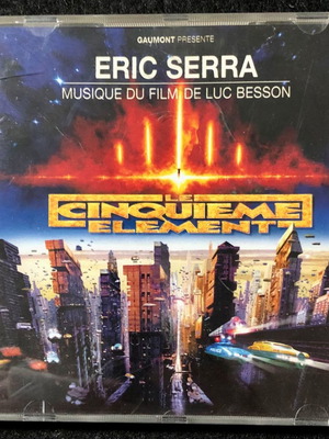 The Fifth Element CD на Eric Serra употребяван