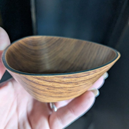 Wooden bowls new, set of 6 for nuts and chocolates