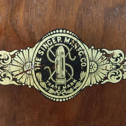 Singer sewing machine used, antique
