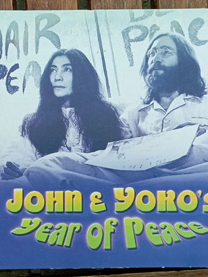 John & Yoko's Year of Peace DVD like new, documentary with subtitles