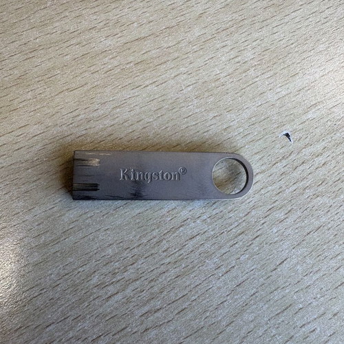 Kingston DataTraveler SE9 G2 32GB USB 3.0 flash drive used