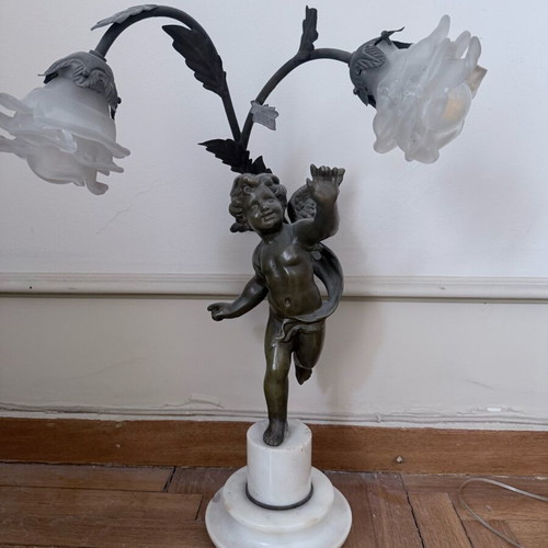 Vintage angel lamp with rose like new