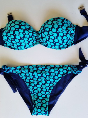 WOMEN'S STRAPLESS SWIMSUIT SET