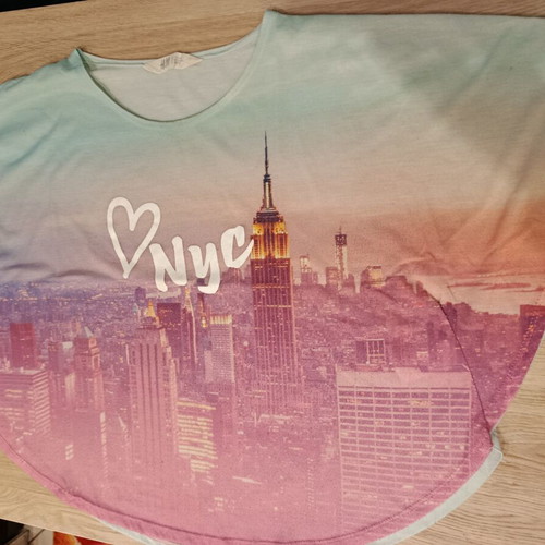 T-shirt H&M used, size 170 cm for 14 years old girls