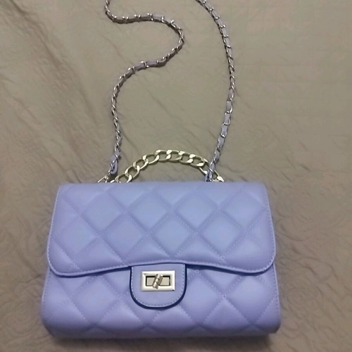 Lilac shoulder bag new with double chain and quilted design