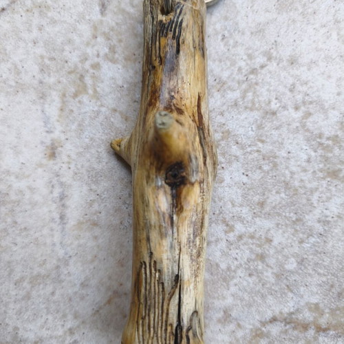 Driftwood keychain with light finish