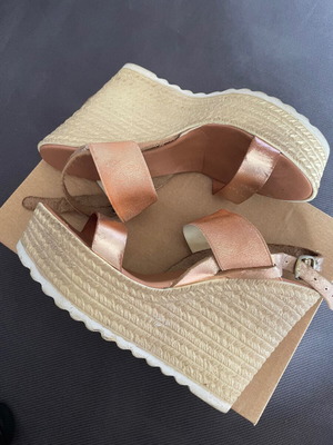Platform sandals size 39, Greek made, rose gold leather straps