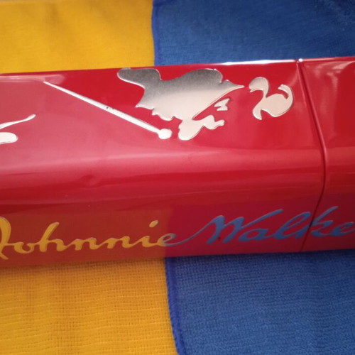 Johnnie Walker collectible metal whisky box like new