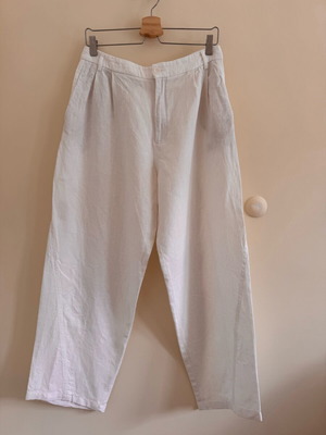 Zara linen pants size M like new, white, high waist balloon