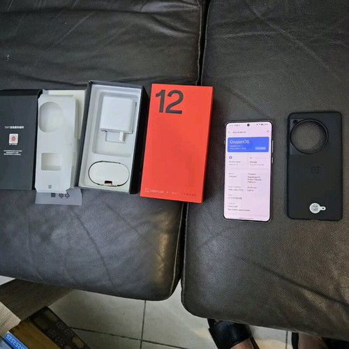 OnePlus 12 256GB 12GB Like New EU Global Snapdragon 8 Gen 3