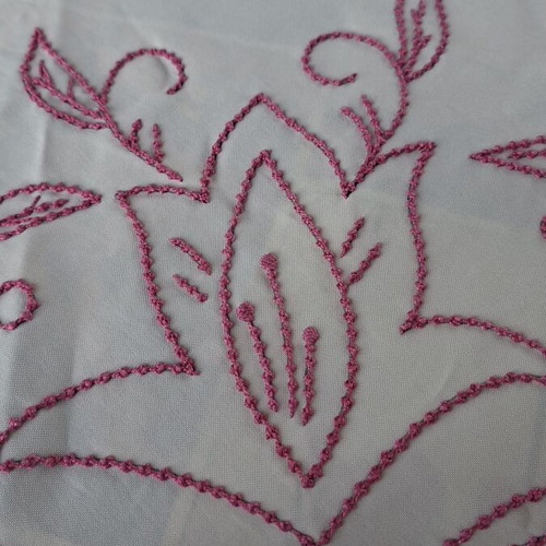 Handmade round tablecloth 1.80m diameter like new