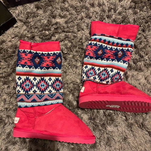 Boots with fur lining and detachable boho gaiters, size 39, new