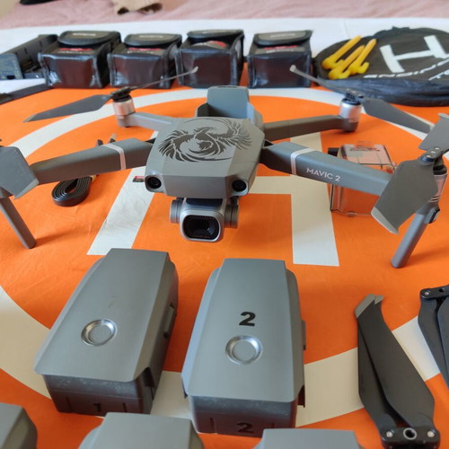 DJI Mavic 2 Pro drone μεταχειρισμένο με 5 μπαταρίες και αξεσουάρ