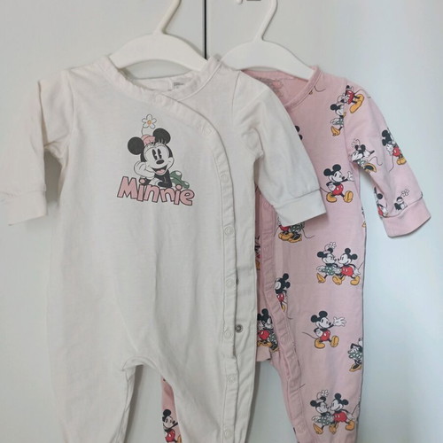 H&m bodysuit set like new, 2 pieces, 2-4 months