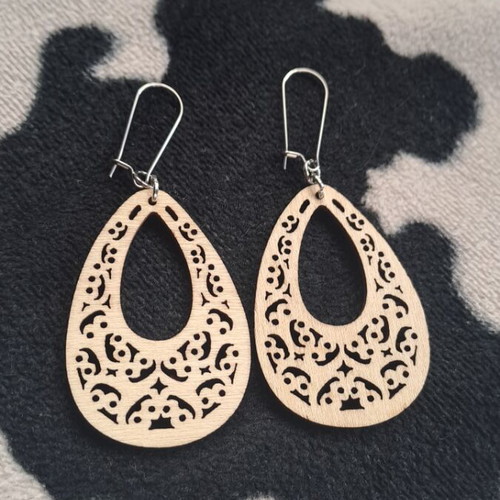 Handmade wooden earrings new, beige and silver