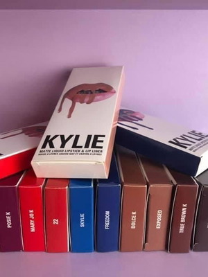 Lipstick and pencil set new with matte effect in 12 colors