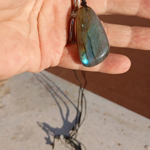 Natural labradorite necklace like new with iridescence