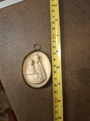 Meerschaum reliquary Saint Mary and the Child used