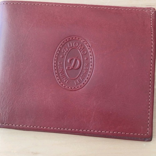 Burgundy leather wallet like new
