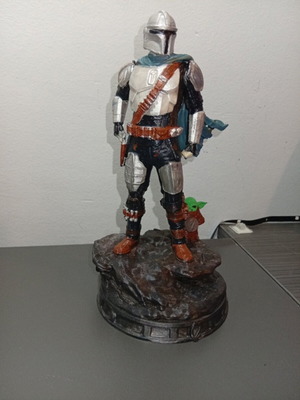 Φιγούρα Mandalorian με baby Yoda, χειροποίητη, σαν καινούργιο